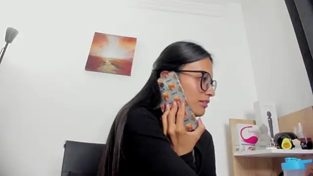 nia__white's Live XXX Chat