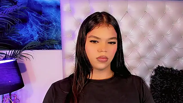 Keira_Fox31 Webcam Show