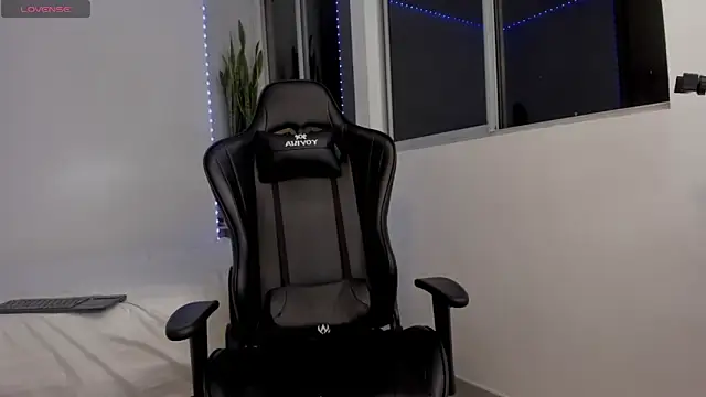 แชท XXX สดของ XavierColeman