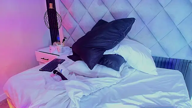 Sara_Chanel_ Live XXX Chat