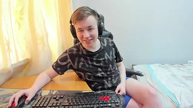 Show modela iliaskrislove na web-kameri