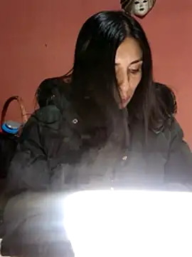 ChicavixyのライブXXXチャット