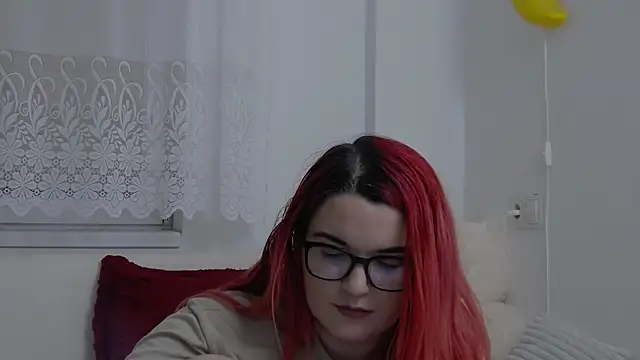 Chat +18 de KailyKay ao vivo