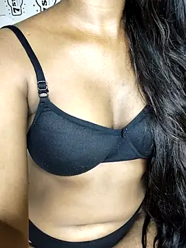 Simran_0011 网络视讯表演