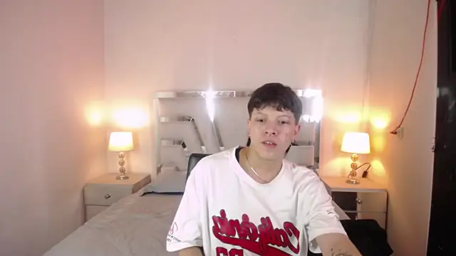 Webkamerová show Asher_addamss_