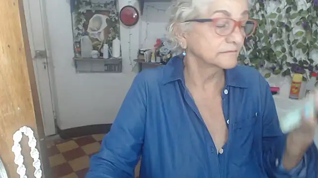 FunnyGrandma Live XXX-Chat