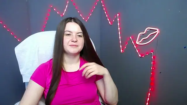 MavkaCuteのライブXXXチャット