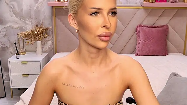 EvaXElfiのライブXXXチャット