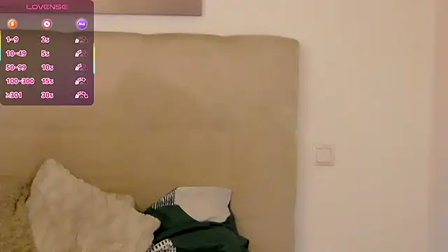 XXX chat uživo modela PetersEmily