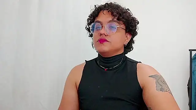 Diane_exotic webkamerás műsora