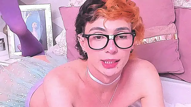 KylieMonnett Webcam Show