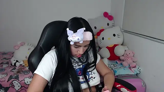 Chat +18 de kayla_k18 ao vivo