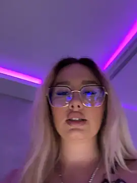 Chat +18 de mollyxxx ao vivo