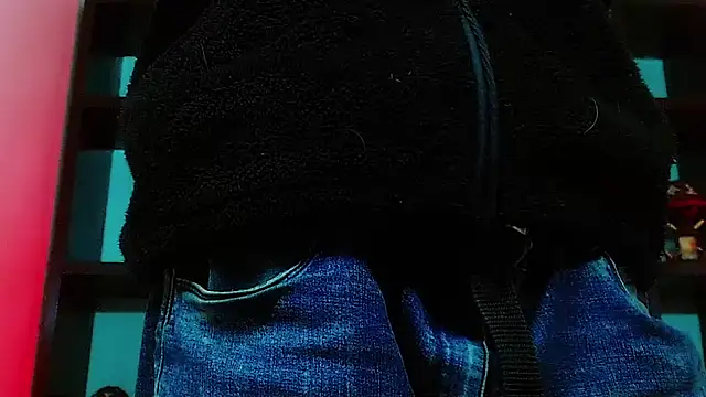 ttimy_x_boy élő XXX-chatje