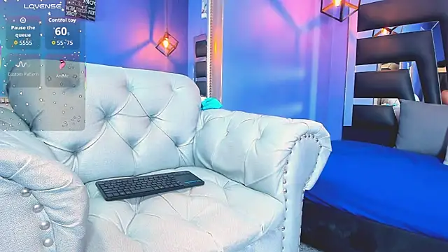 Trinity-presley's Live XXX Chat