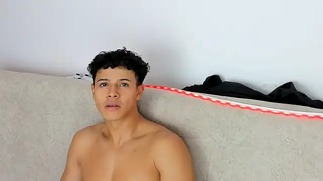 _Alex_Colton élő XXX-chatje