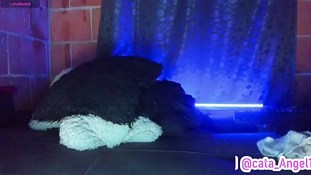 Živý XXX chat Cata-angel