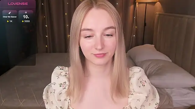 Chat +18 de Shy_Polly ao vivo