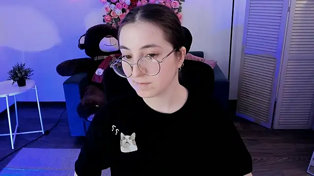 VirtuallVoyant Live XXX-chat