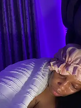 RainBougie's Live XXX Chat