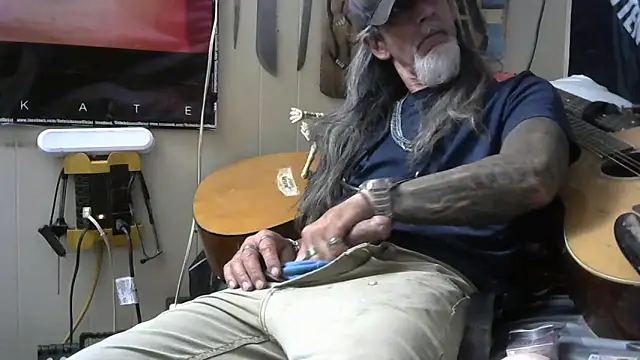 Онлайн чат XXX crassanova