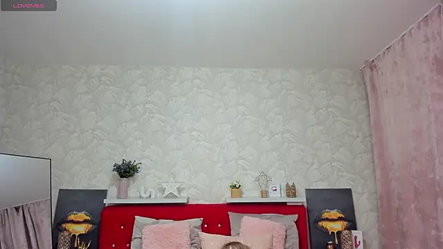 KattyPeachX Chat XXX live