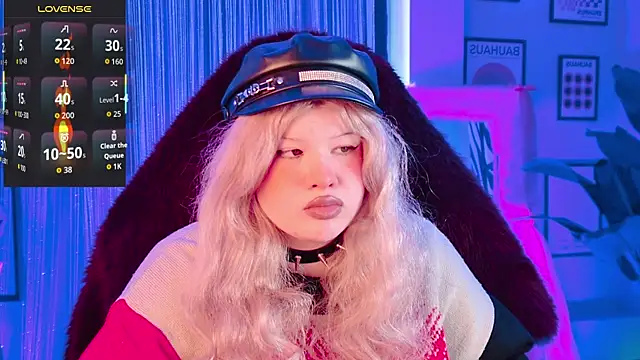 LilithNlsnのライブXXXチャット