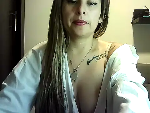 Valery__Rouse_ Chat XXX in diretta