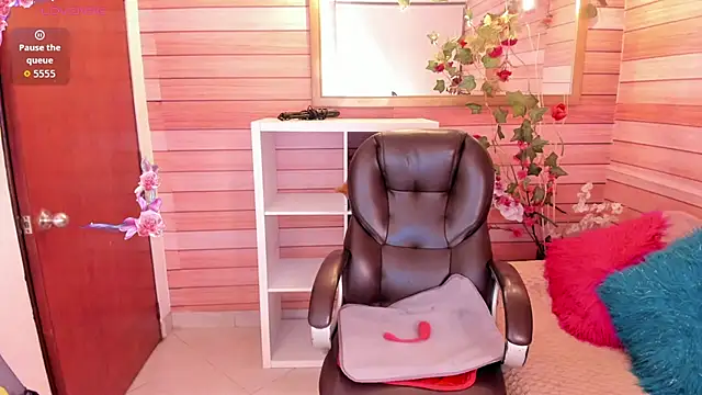 Chat +18 de marien_thomson_ ao vivo