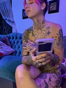 Izy_cute_ Webcam show