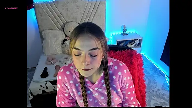 Mia_Victoria22 Chat XXX in diretta