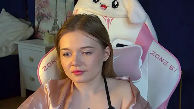 Chat +18 de ElinaVale ao vivo