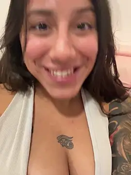 NicolleCoopern Webbikameraesitys