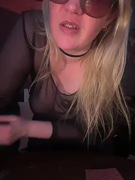 Granlady7 লাইভ XXX চ্যাট