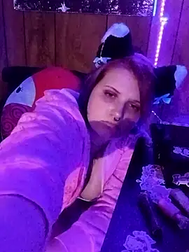 yourfavfallenstar: διαδικτυακό σόου στην κάμερα