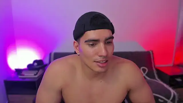 JamesGraayのライブXXXチャット