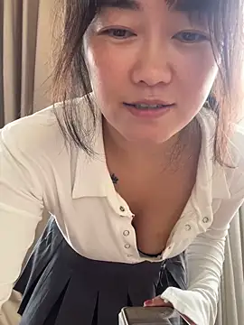 Molly-xiao's Live XXX Chat