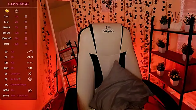 AnyaTaylor_ 即時 XXX 聊天