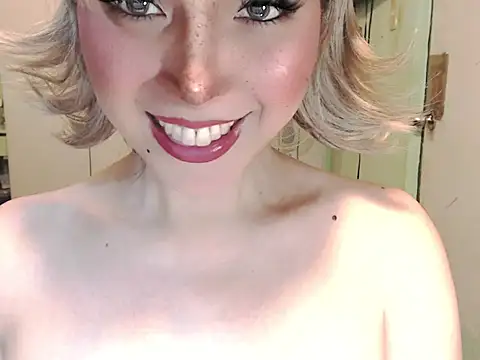 عرض كام Ezradeliciosa