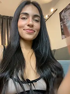 DaphneUwu's Live XXX Chat