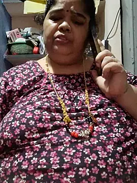 tamilthanushrin Live XXX chat