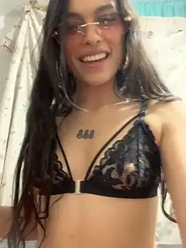 Онлайн чат XXX SweetCherry__