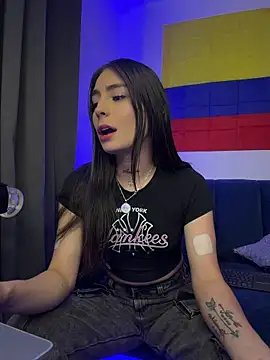 Camistar18 Show in webcam