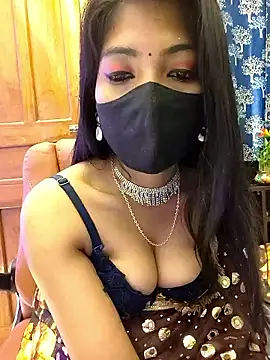 Pokazy przed kamerką – priya_26