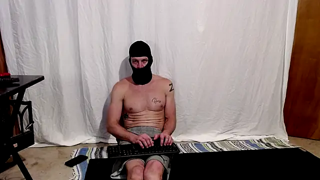 maskedyogaman Webcamshow