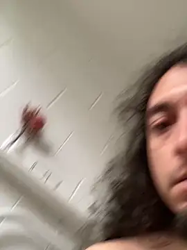 YourSnackIsOnFire: διαδικτυακό σόου στην κάμερα