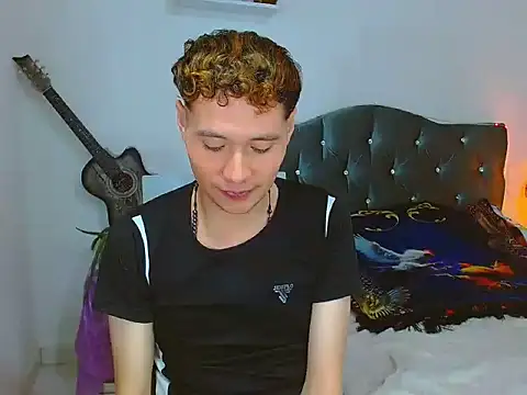 _Santi2 – Naživo XXX chat