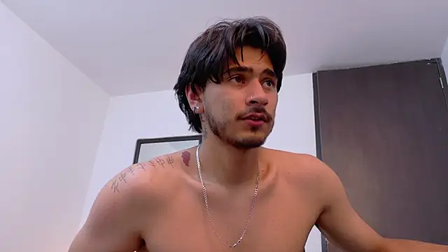 Elian_savoy Show Webcam