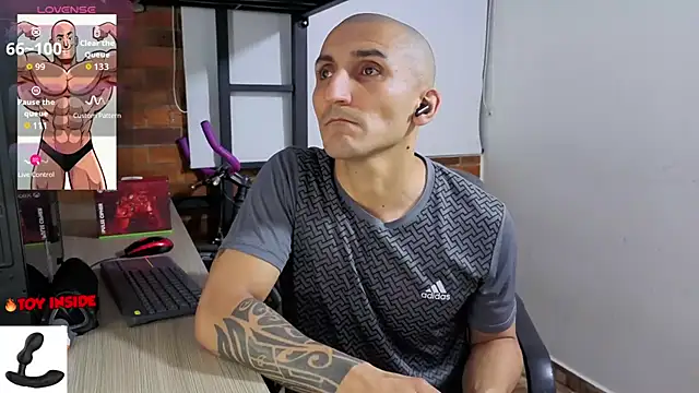 Czat XXX na żywo – Marck_Muscle