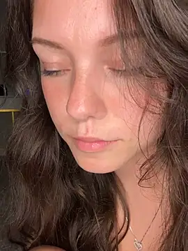 lilbbyily's Webcam Show